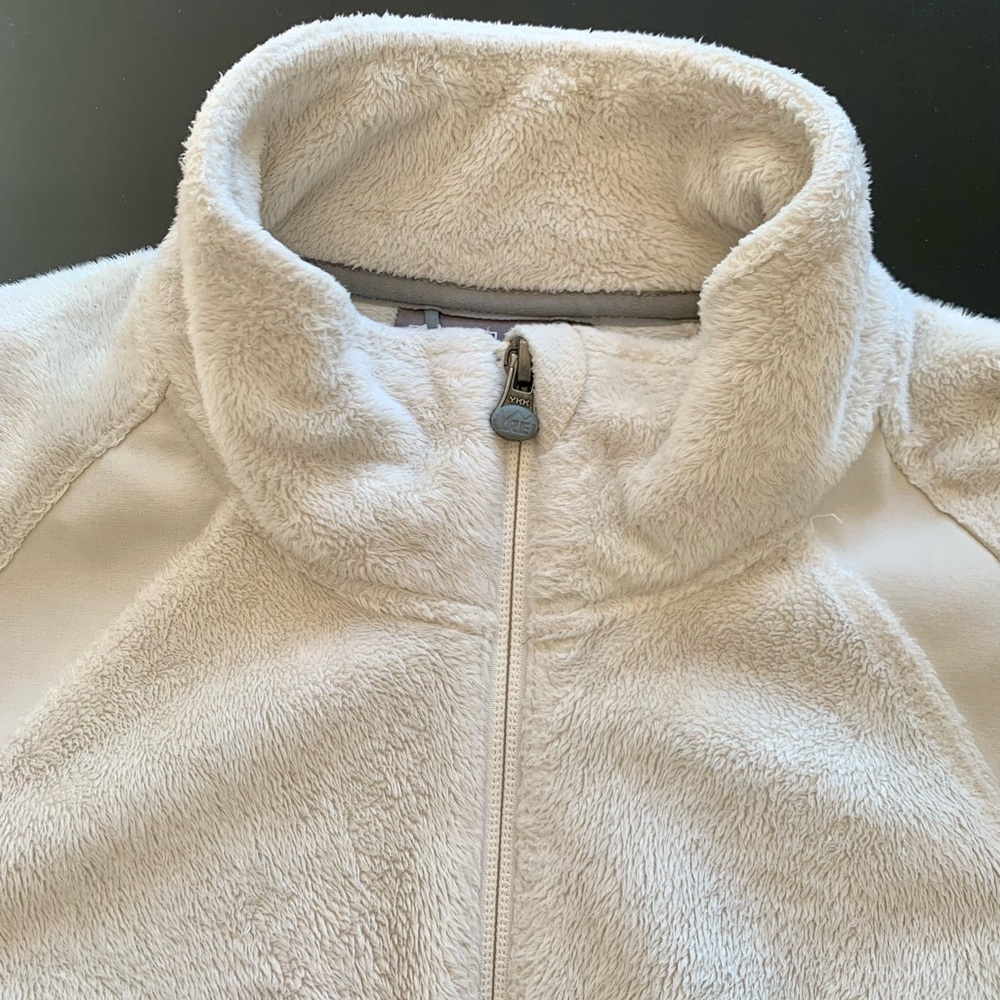 REI Fleece Women’s Jacket - Picture 6 of 9